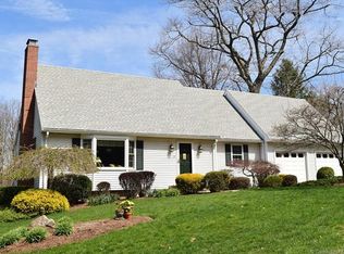 29 Austin Dr, Vernon, CT 06066