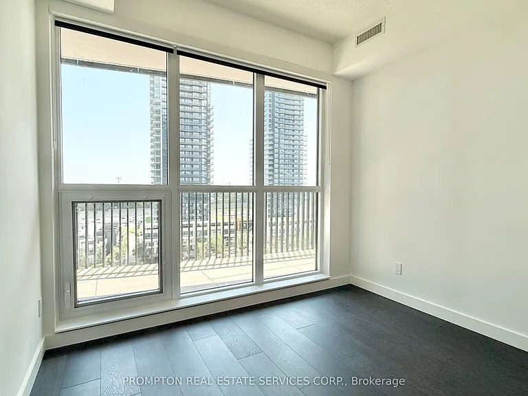 68 Esther Shiner Blvd #916 — Photo 11