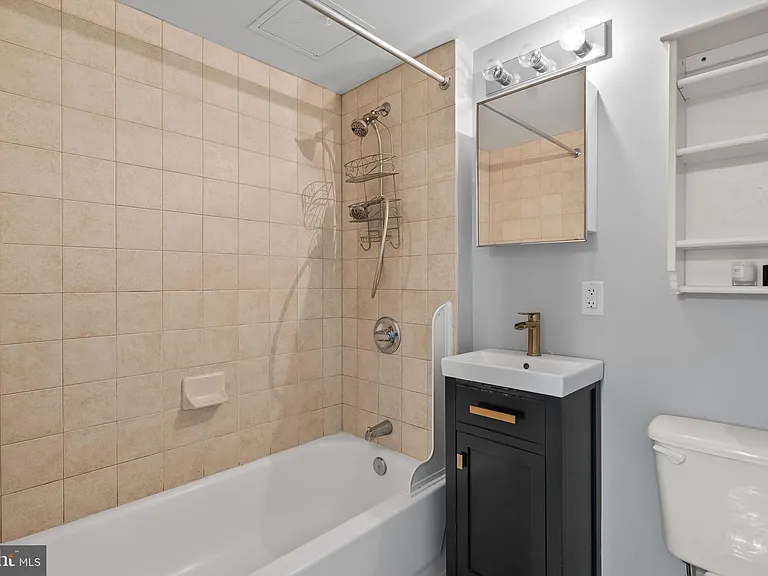 800 4th St SW #S513 — Photo 12