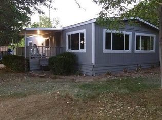 215 Zircon Dr, Reno, NV 89521