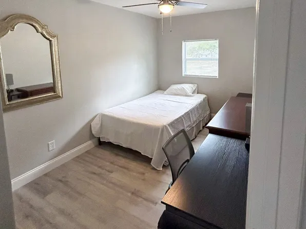 (undisclosed Address), Clermont, FL 34715