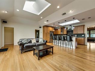 3851 Beechwood Ln, Dallas, TX 75220