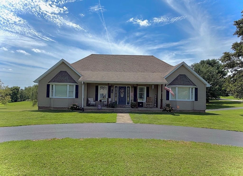 619 Spring View Dr - Property Image
