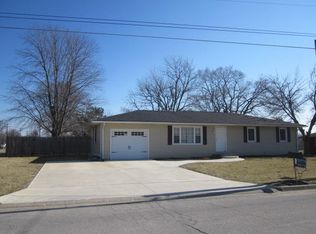 840 N Brunswick Ave, Marshall, MO 65340