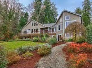 14730 Sunrise Dr NE, Bainbridge Island, WA 98110