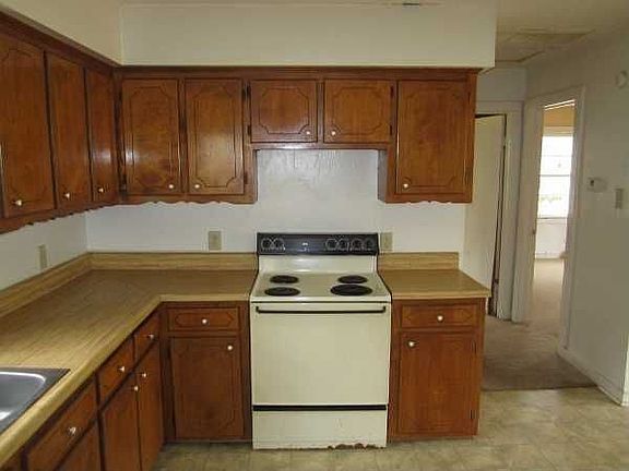 2nd image of 2500 Alta Fescue Dr