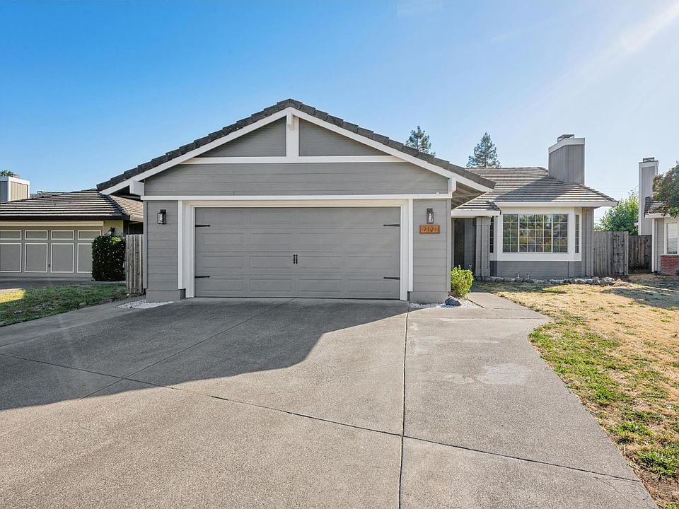 1st image of 7121 Hastings Place