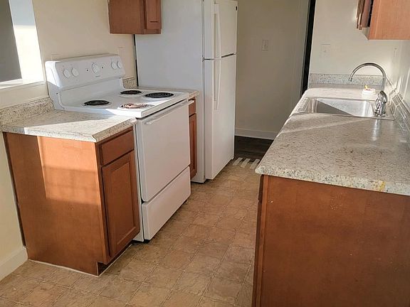 3rd image of 255 McGregor Ave #21-21-21