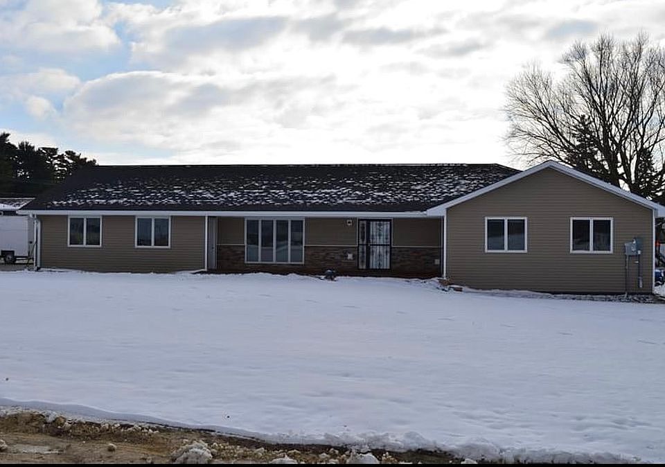 1st image of 708 2nd St