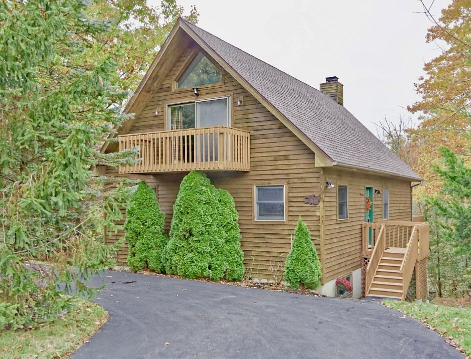 1st image of 12 Lisa Ln #1300