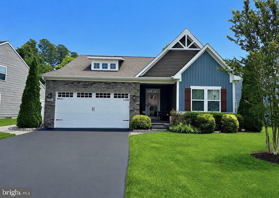 1st image of 37423 Woods Run Cir