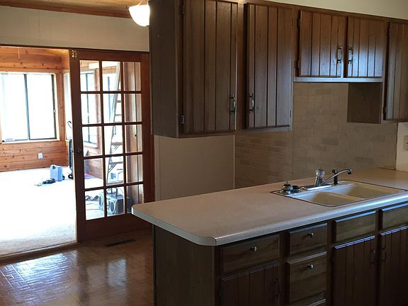 Kitchen. Stainless steel appliances