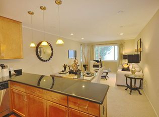 2077 Jackson St APT 305, San Francisco, CA 94109