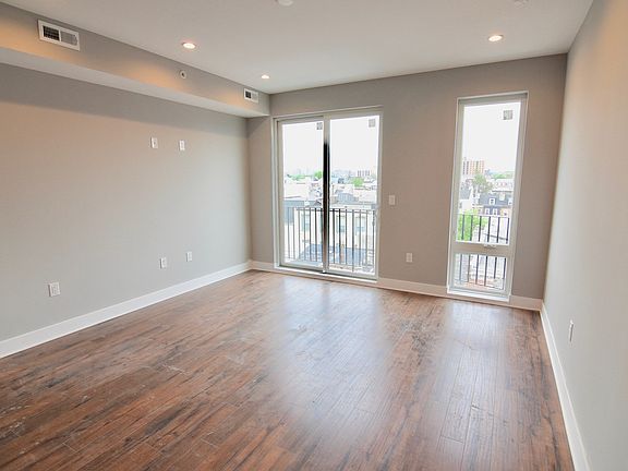 2nd image of 330 Cambridge St #4C