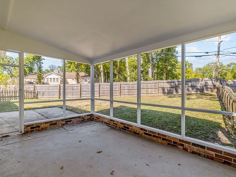 2332 Cleek Ct — Photo 5