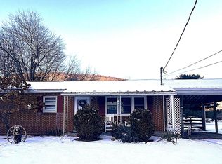 15 Kingsbury Dr, Benton, PA 17814