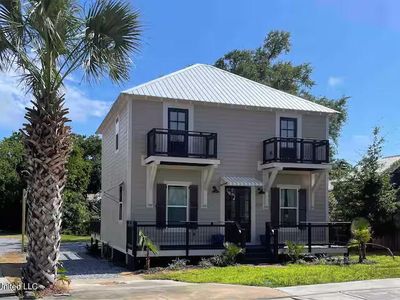 649 Howard Ave, Biloxi, MS, 39530