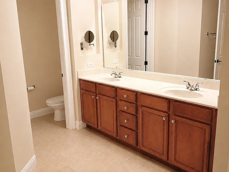 1443 Lake Baldwin Ln #B — Photo 10