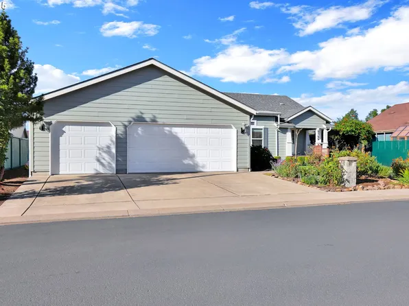 5365 Cobblestone Ln, Eugene, OR 97402