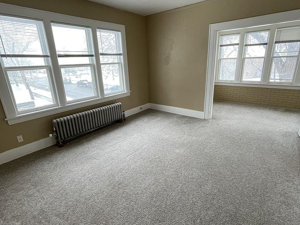 1st image of 119 13th St N APT 7