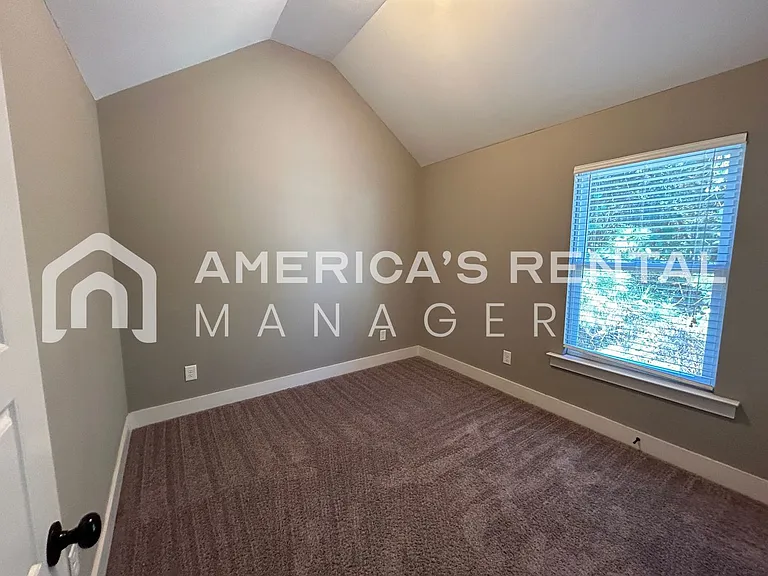 417 Polo Trce — Photo 21