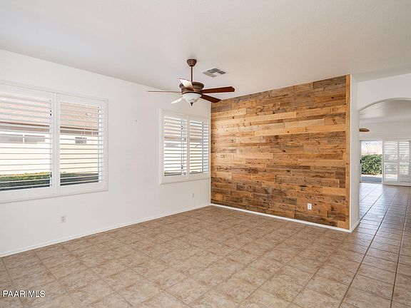 2nd image of 7925 N Paradise Canyon Ln