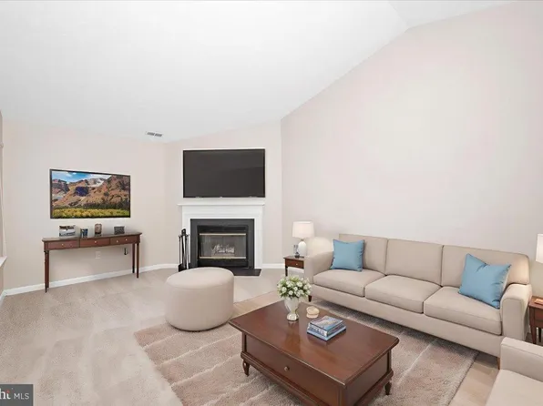 2129 Wainwright Ct Unit 2D, Frederick, MD 21702