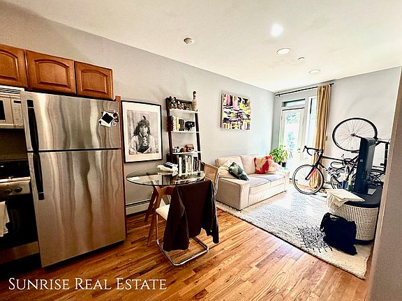 5th image of 1095 Bedford Ave APT 3