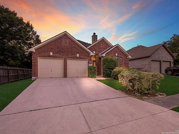 2nd image of 15015 STONETOWER DR