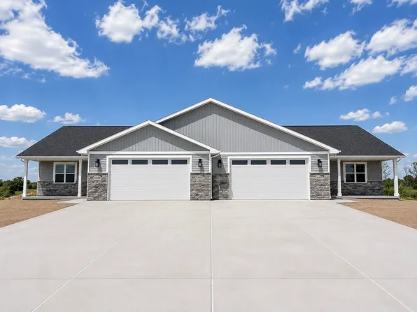 N1017 Magdalyn Ct, Greenville, WI 54942