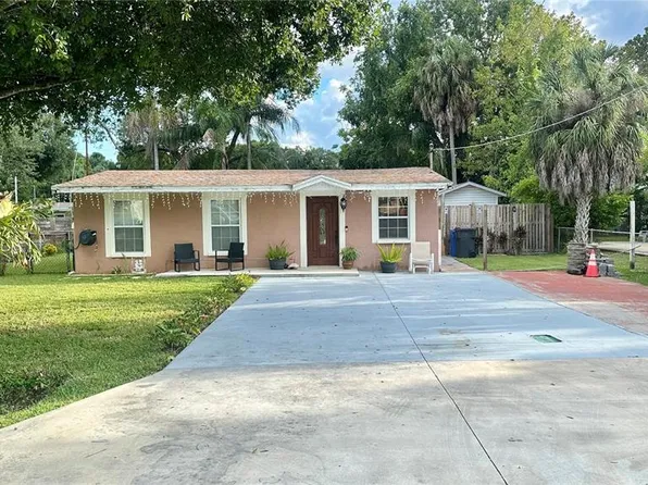 9212 W Patterson St, Tampa, FL 33615