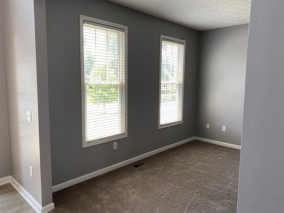 office/dining room off of front entry/hallway