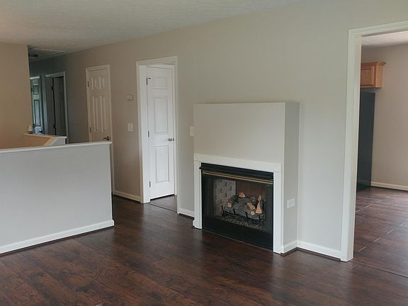 5th image of 321 Zeigler Ave