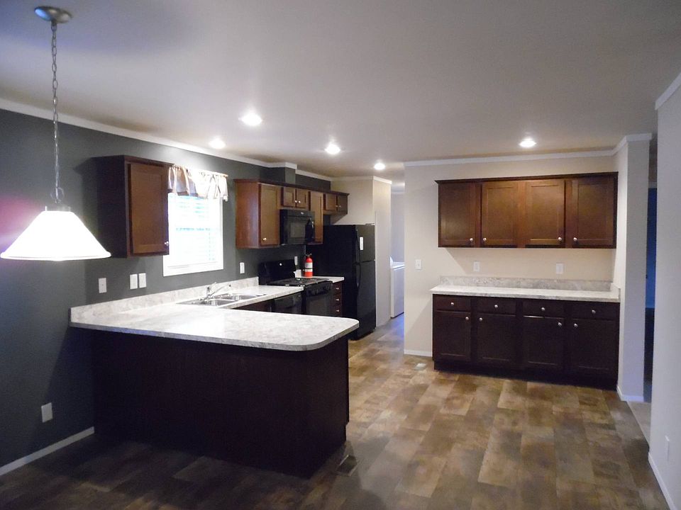 1st image of 2129 Arrowhead Dr #455
