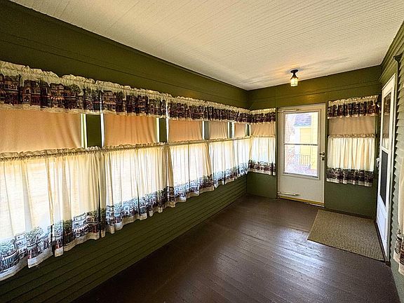 5th image of 720 Monroe AVENUE