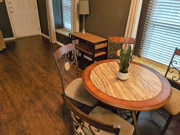 4th image of 2901 Helena Ave APT 402