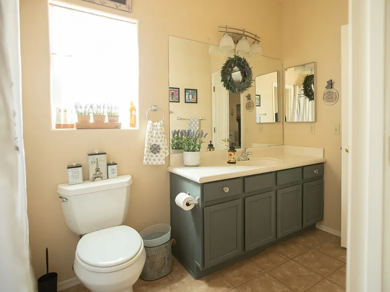 N Platte Dr — Photo 23