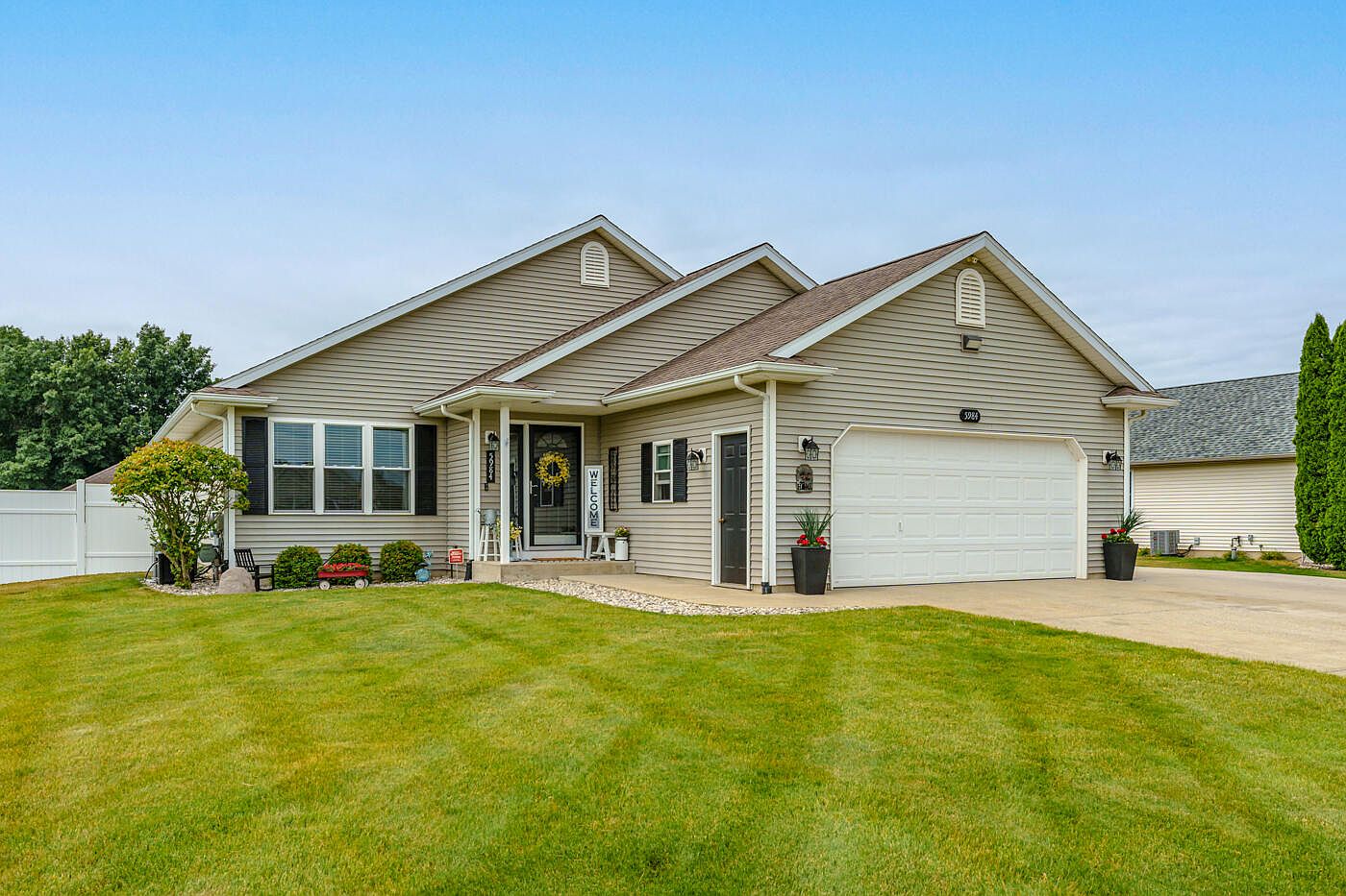 5984 Clovermeadows Ave, Scotts, MI 49088 Zillow