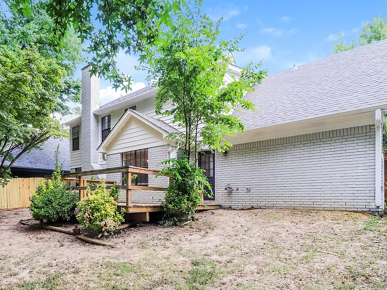 6410 Baird Ln — Photo 17