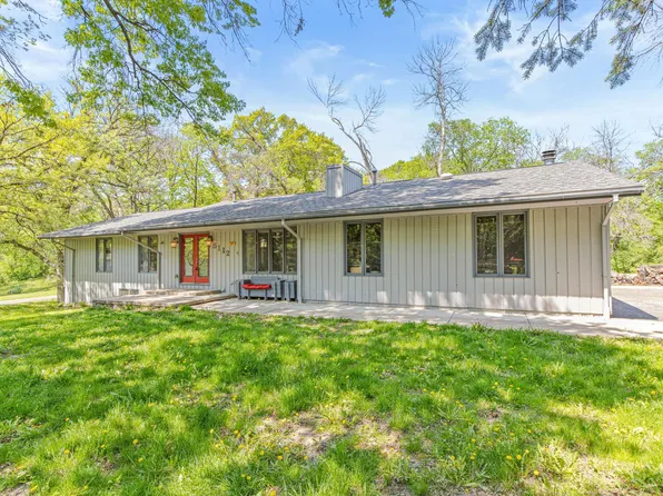 5112 W Hidden Valley Dr, Savage, MN 55378