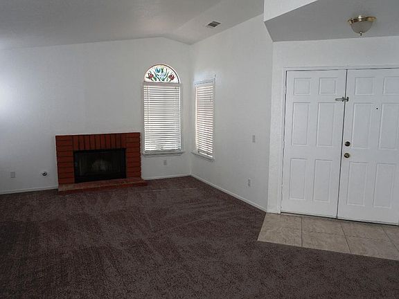 4th image of 642 Kesha Ct
