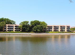 19 Shelter Cove Ln SUITE 304, Hilton Head Island, SC 29928