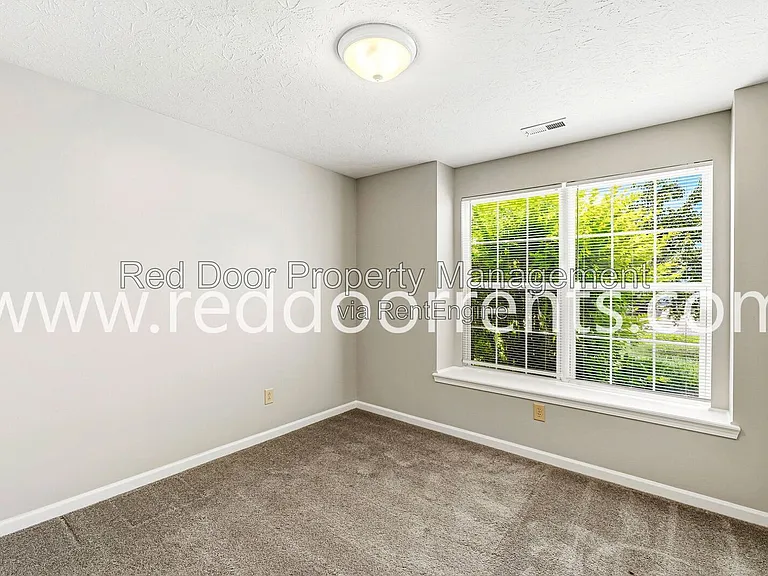 1180 Dark Star Ct — Photo 16