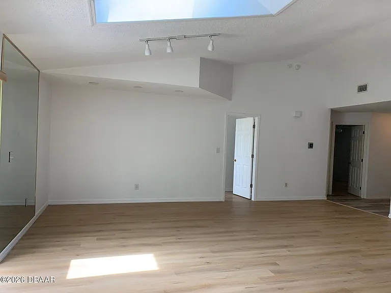 145 Riverwalk Ct — Photo 78