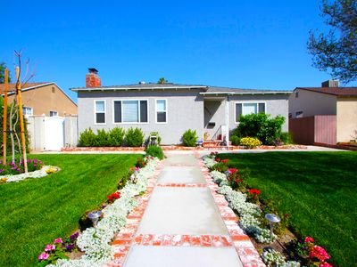 6652 Denny Ave, North Hollywood, CA, 91606