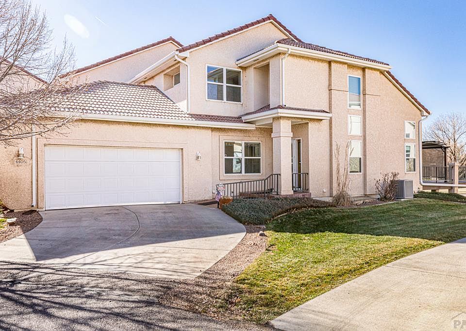 1st image of 4405 Turnberry Cres
