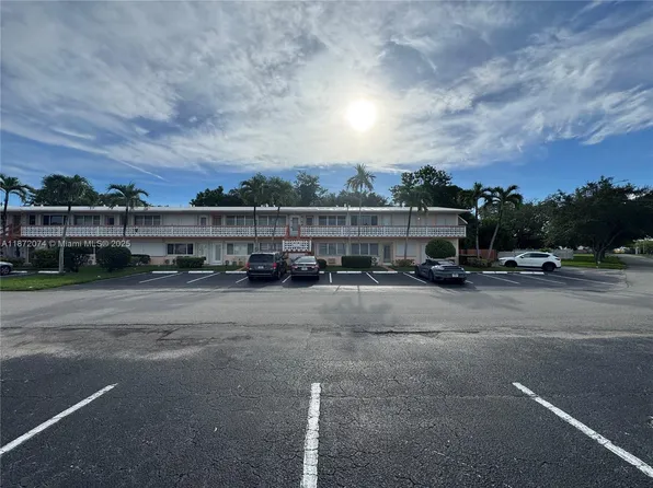 815 SW 10th Ter APT 15V, Hallandale, FL 33009