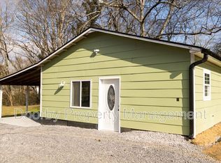 415 Glenn St #B, La Fayette, GA 30728