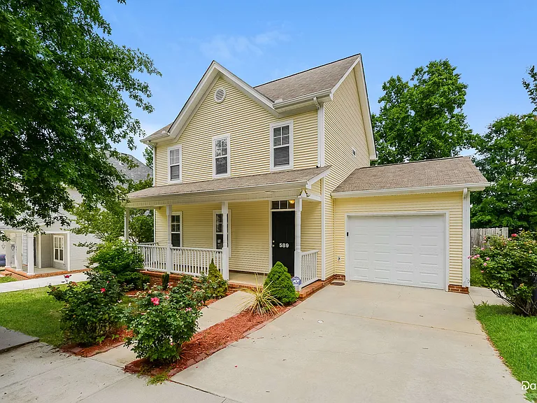 589 Lakeside Valley Dr — Photo 3