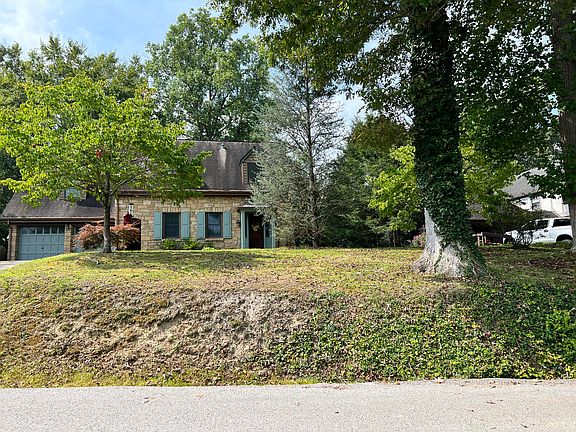 5th image of 470 Ivy Hl
